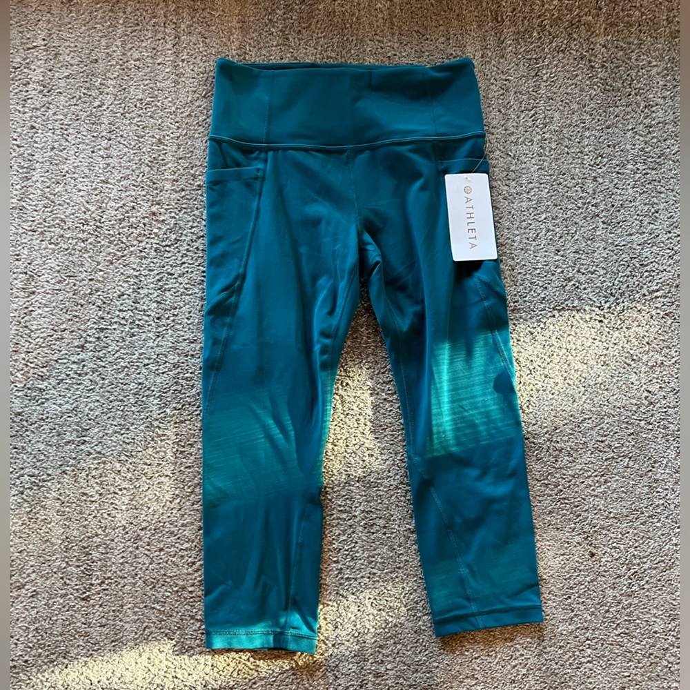 Capri Athleta Leggings